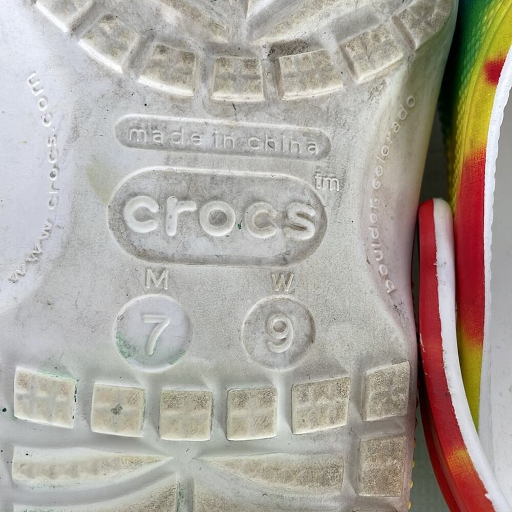 CROCS multicolor unisex slide on clogs with some charms Size Women 9 men 7 - Picture 10 of 11